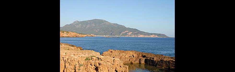 Baia di Cherchell e Monte Chenoua sullo sfondo