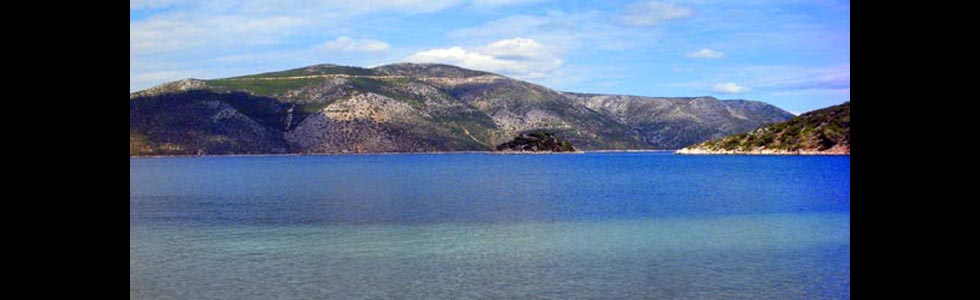 Il canale tra Cefalonia e Itaca, verso il golfo di Patrasso